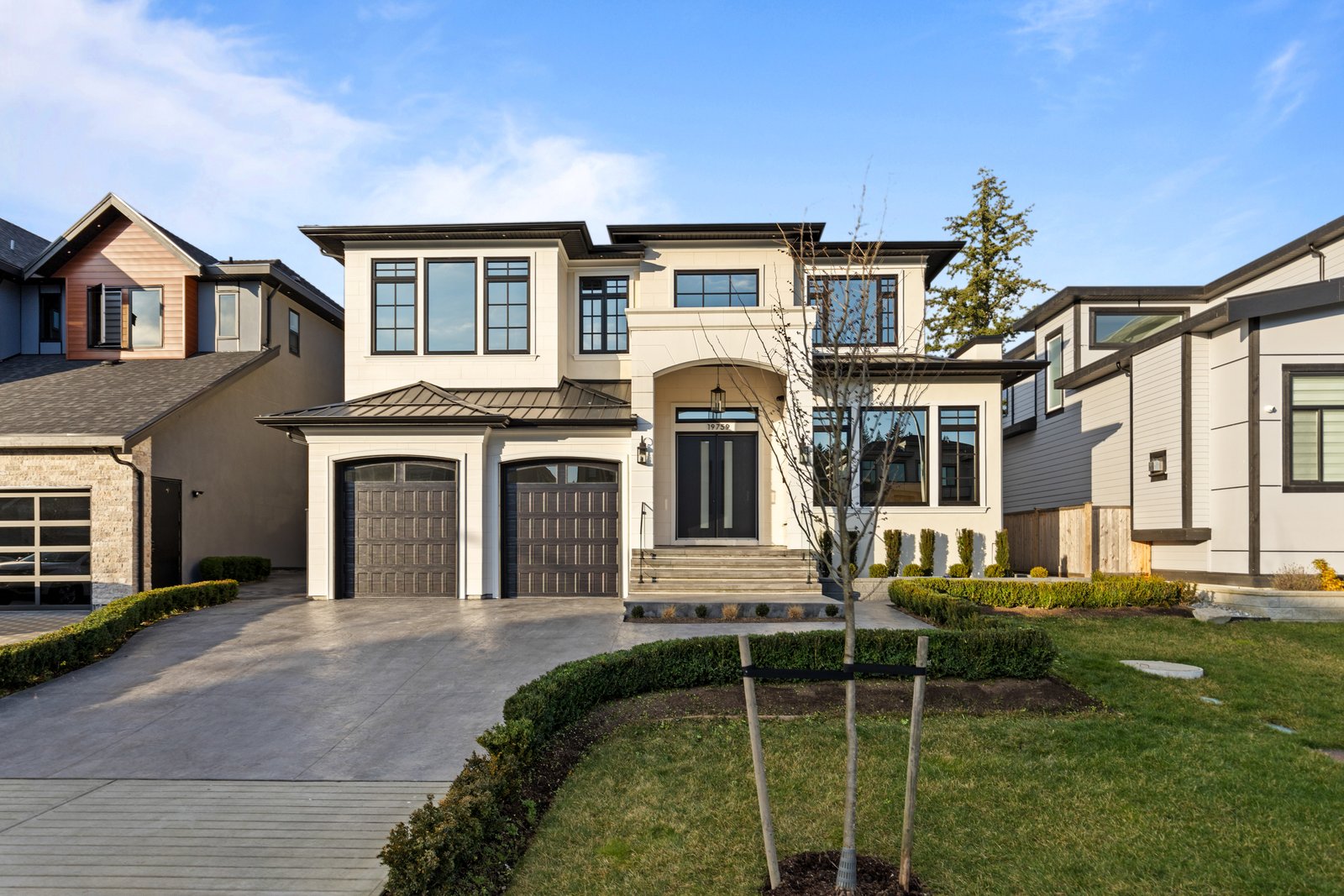 Canyon Ridge - Exterior